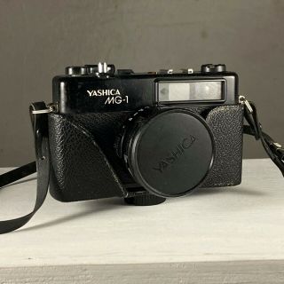 Yashica Mg - 1 35mm Rangefinder Film Camera With Yashinon 45mm F/2.  8 Lens