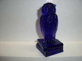Vintage Degenhart Cobalt Blue Art Slag Glass Owl On Books,  Paperweight,  Marked D