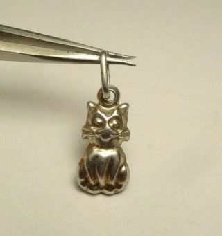 Vintage Puffy Sitting Kitty Cat Pet Lover Charm Pendant Sterling Silver 925