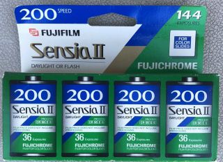 35mm Fujichrome Sensia Ii 200 Color Slide Film - 4 Rolls - Exp 04/2002