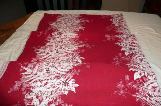 Vtg Christmas Table Cloth Red/white Poinsettas