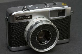 Yashica EZ - Matic 126 Film Camera with Yashinon 37mm f/2.  7 Lens 3