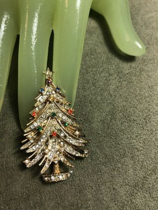 Vintage 2 1/4” Goldtone Rhinestone Accented Holiday Christmas Tree Pin - D4