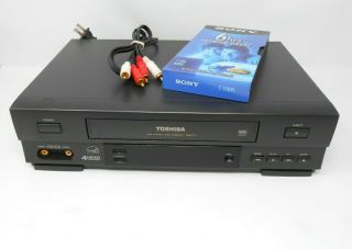 Toshiba W - 415 Vhs Video Cassette Player/recorder 4 Head Auto Clock Set Vcr