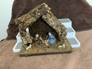Vintage Nativity Set Wood Stable Made In Italy All One Piece 9” X 11”