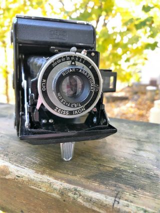 Zeiss Ikon Folding Camera With Novar - Anastigmat 1:6,  3 F=7.  5cm Lens With Case