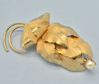 Vintage Goldtone Leaves Leaf Brooch With Real Pearl And Folding Leaves