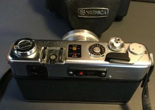 Vintage Yashica Electro 35 GSN 35mm Rangefinder Film Camera Color Yashinon 1.  7 2