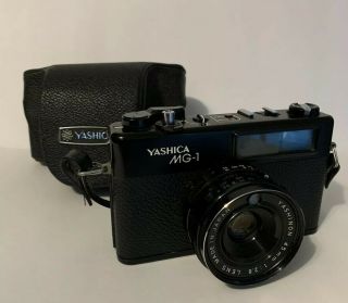 Yashica Mg - 1 Rangefinder 35mm Camera With Yashinon 45mm F/2.  8 Lens W/ Case