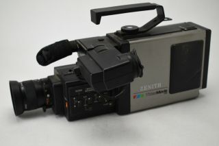 Zenith Vm 6000 Video Movie Camera Vhs C & Charger With Extra Battery Parts Only