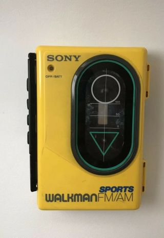 Sony Walkman Fm/am Sports Wm - F45 Cassette Tape Player