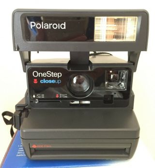 Vintage Polaroid 600 One Step Instant Film Camera with Strap Black 2