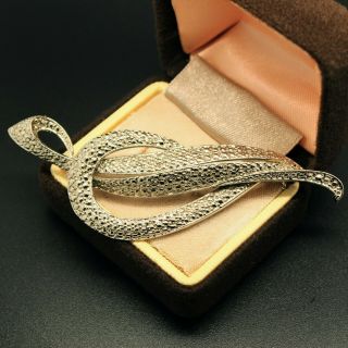 Vintage Jewellery Elegant Silver Tone Faux Marcasite Leaf Brooch Pin