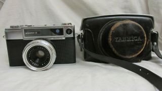 Vintage 1960s Yashica Minister - D Camera With Case