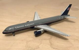 Gemini Jets - United Airlines - B757 - 200 - 1/400 - N565ua - Gjual267