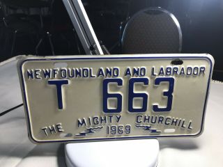 1969 Canada Newfoundland Labrador Mighty Churchill Licence Plate T 663 Bl43