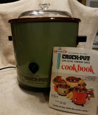Vintage Rival Crock Pot 3.  5 Qt Slow Cooker 3100/2 Avocado Green W/ Mini Cookbook