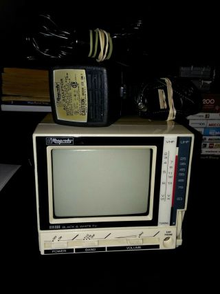 Vintage 1989 Alaron Rhapsody 4.  5 " Portable Black & White Mini Tv 4 - 1/2 "
