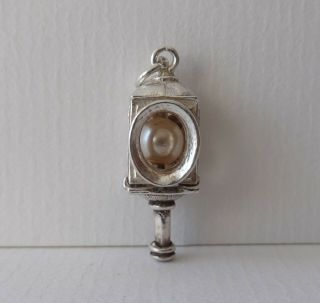07 Vintage Chim Silver Charm Carriage Lamp With Pearl Globe