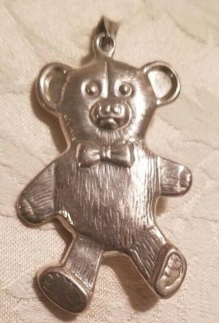 Vintage 925 Sterling Silver Etched Teddy Bear In Bowtie Brooch Pin Pendant