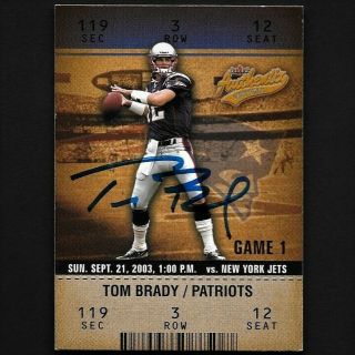 Tom Brady 2003 Fleer Hand Signed Autograph Card