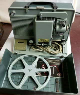 Vintage Argus Showmaster 500 Portable 8mm Movie Projector Cp