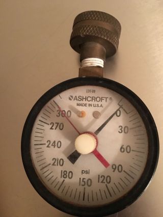 Vintage Ashcroft 0 - 300 Psi Pressure Gauge.  Made In Usa.  124 - 09