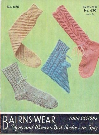1940s Vintage Knitting Pattern - Ladies/men Socks/slippers Bairnswear 620