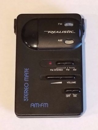 Vintage Realistic Pocket Am / Fm Stereo Radio Radioshack Model 12 - 182 A1.  6