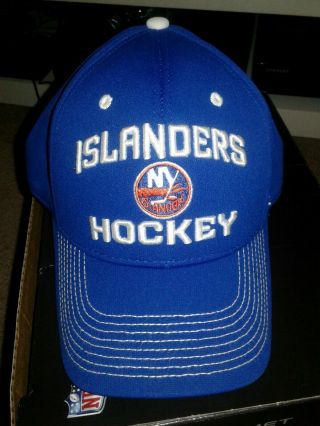 York Islanders Reebok Flex Fit Hat Cap Nwot Size Small Medium S/m Blue