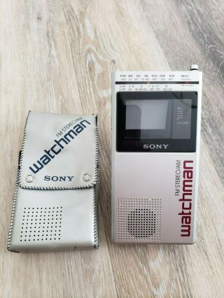 Vtg Sony Watchman Portable Tv Fd - 30a,  Case,  Batteries