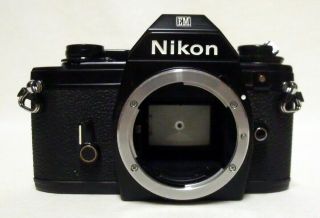 Vintage Nikon Em 35mm Slr Film Camera Body Only Meter