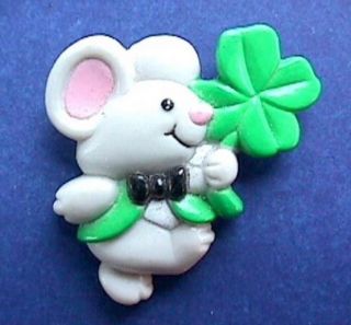 Gibson Pin St Patrick Vintage Mouse Gray With Shamrock Irish Holiday Brooch
