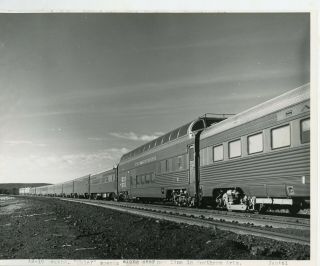 M: Orig 8x10 B/w Photo: Atsf Santa Fe Streamlined Passenger Cars On Train