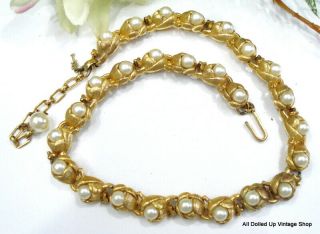 Vintage Trifari Choker Necklace Brushed Gold Tone Flowers Faux Pearls 15 " X 3/8 "