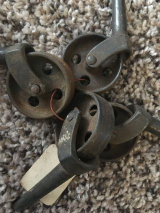 Set of 4 Vintage Casters - - Wheels Metal Old 1.  5” inch wheels 2
