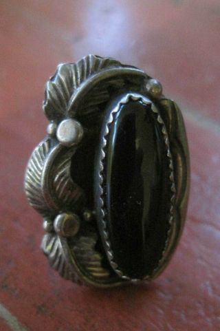 Vintage Navajo Native Southwest Sterling Silver Onyx Foliate Ring Size 7
