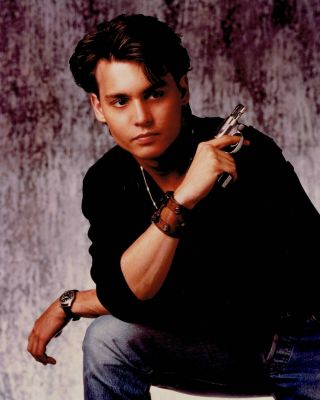 1990 Vintage Color Photo Johnny Depp Poses With Revolver Gun On " 21 Jump Street "
