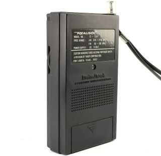 Realistic 12 - 724 AM/FM Portable Pocket Radio 2