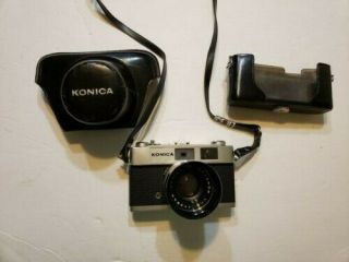 Konica Auto S1.  6 Camera With Case