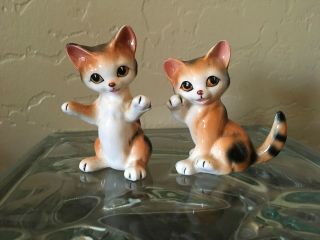 Vintage Enesco Porcelain Tabby Cat Kitten Salt & Pepper Shakers
