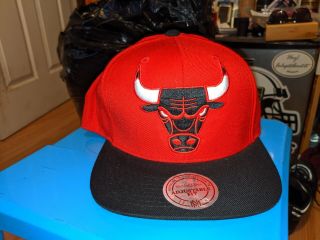 Chicago Bulls Mitchell & Ness Nba Windy City Red & Black Snapback Hat