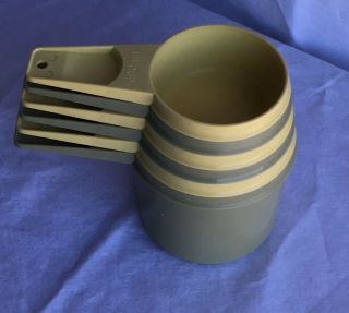 Tupperware Vintage 6 Piece Measure Cup Set Olive Green Yellow Complete Set 2