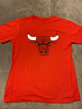 Boys Chicago Bulls T Shirt Size M 10 - 12 Red Short Sleeve Logo On Front