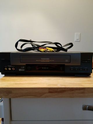 Toshiba W - 528 4 - Head Hi - Fi Vhs Vcr Recorder Player With Av Cables Fully