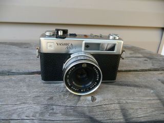 Yashica Mg - 1 35mm Rangefinder Camera