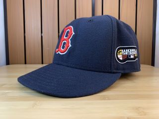 Boston Red Sox 2007 World Series Era Fitted Hat 7 1/4 Pre - Owned
