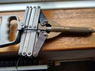 Vintage Hand Riveter/ Scissor - Action/ Pop Rivet Gun Heavy Duty Mg4 - M3351