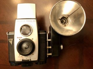 Vtg Kodak Brownie Reflex 20 Camera W/ Kodalite Midget Flasholder