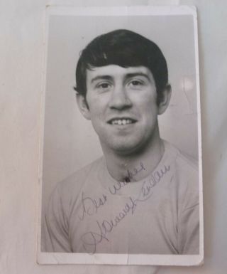 Vintage Hand Signed Photograph Of Footballer Howard Kendall